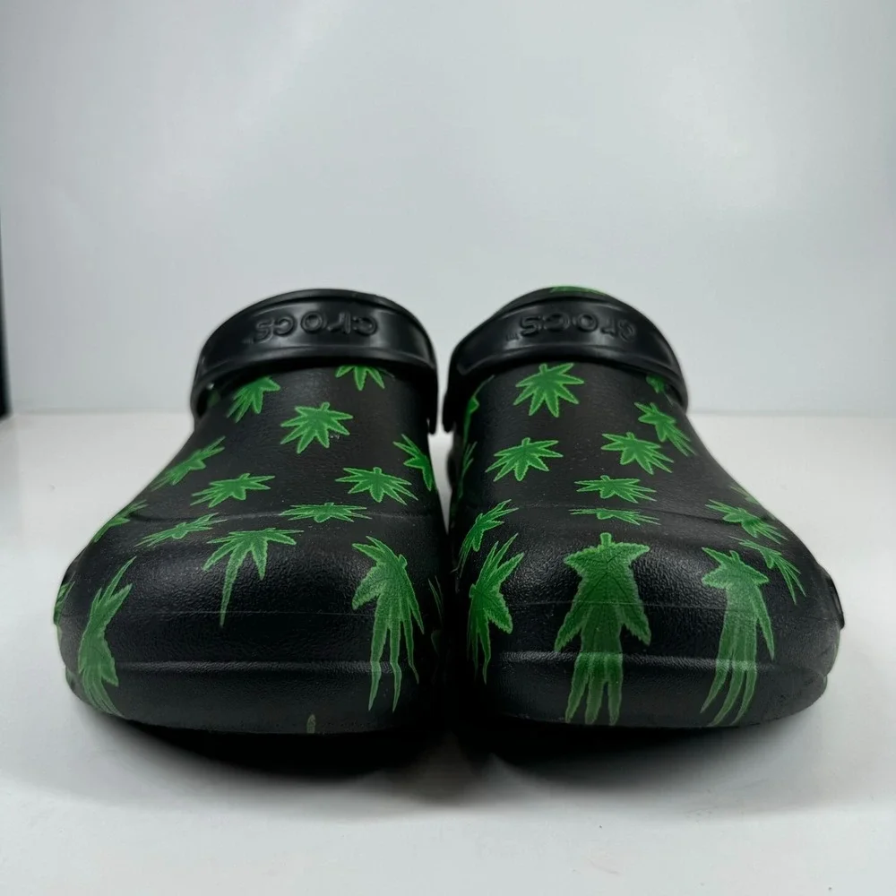 Crocs Bistro 420 Hemp Leaf Men's US 13 Black/Green Slip-Resistant Work Clogs